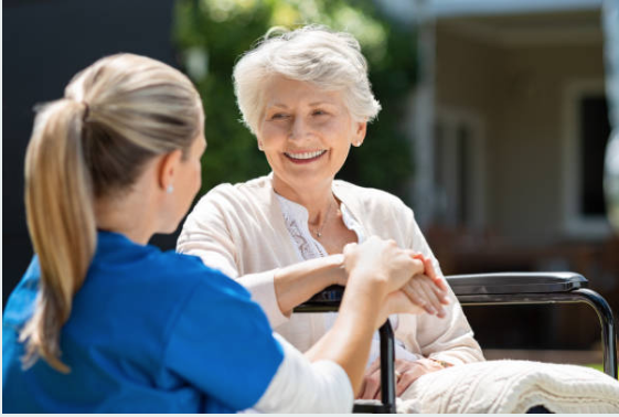 What to Look For in a Senior Rehab Facility