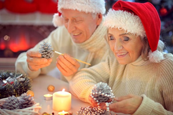 Why You Should Tour Senior Living Communities During the Holidays